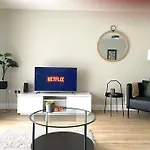 Stylish 3 Bed Semi Trentham Stoke On Trent