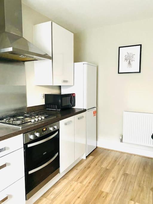 Stylish 3 Bed Semi Trentham On Trent